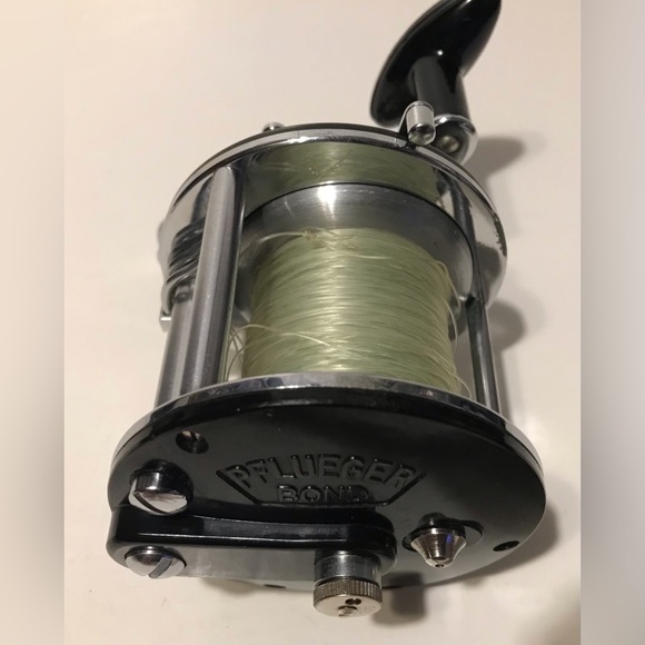 Vintage 1957 PFLUEGER BOND LEVEL WIND 2000 Fishing Reel USA BAKELITE METAL Rod 1 - Picture 8 of 15